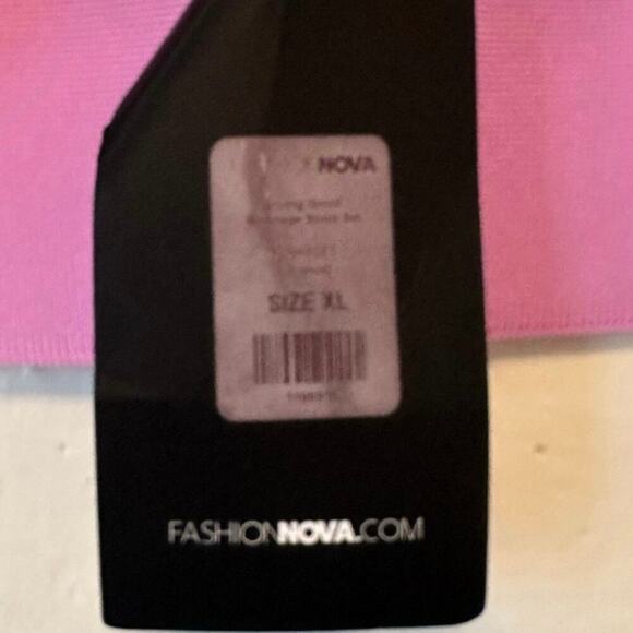 Fashion Nova Lavender Zip Front Crop Top – XL – Spaghetti Strap Bustier Style - Picture 4 of 5